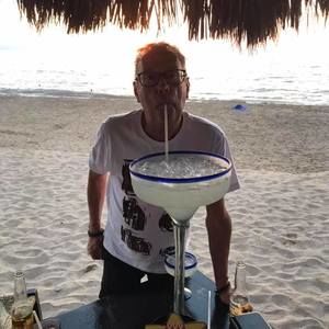 Meet your Posher, Bill